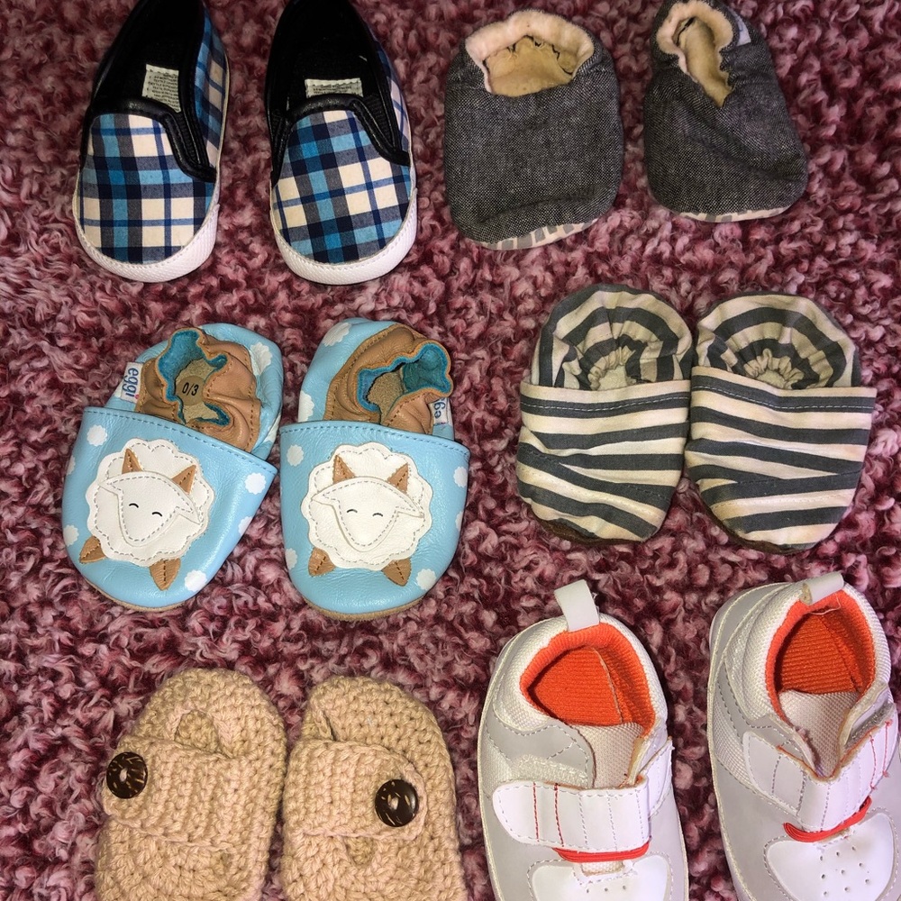 Baby shoe lot